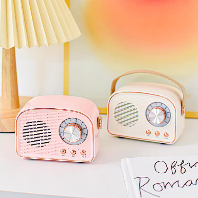 Retro Bluetooth Speaker | Vintage Radio Design with Handle